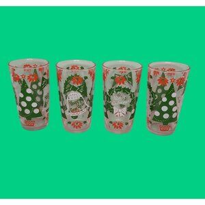 Vintage Christmas Holiday Glass Tumblers Set Of 4 Green Red Festive Tree Wreath